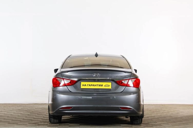 Hyundai Sonata 5 из 6