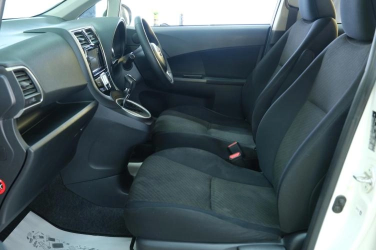 Toyota Ractis 18 из 21