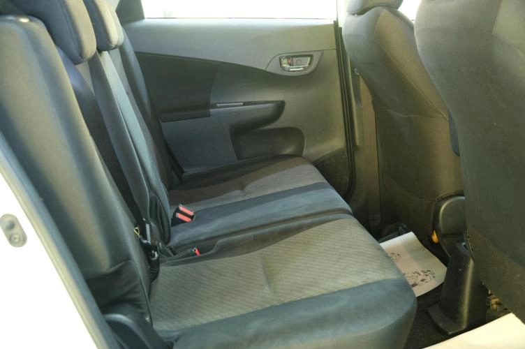 Toyota Ractis 19 из 21