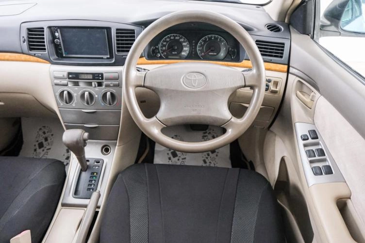Toyota Corolla Fielder 14 из 21