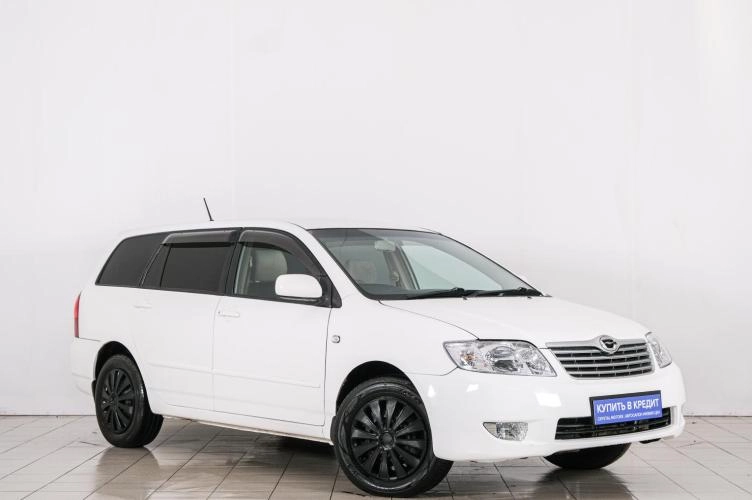 Toyota Corolla Fielder 1 из 6