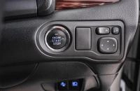 Toyota Premio 17 из 22