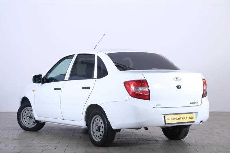ВАЗ (LADA) Granta 4 из 6
