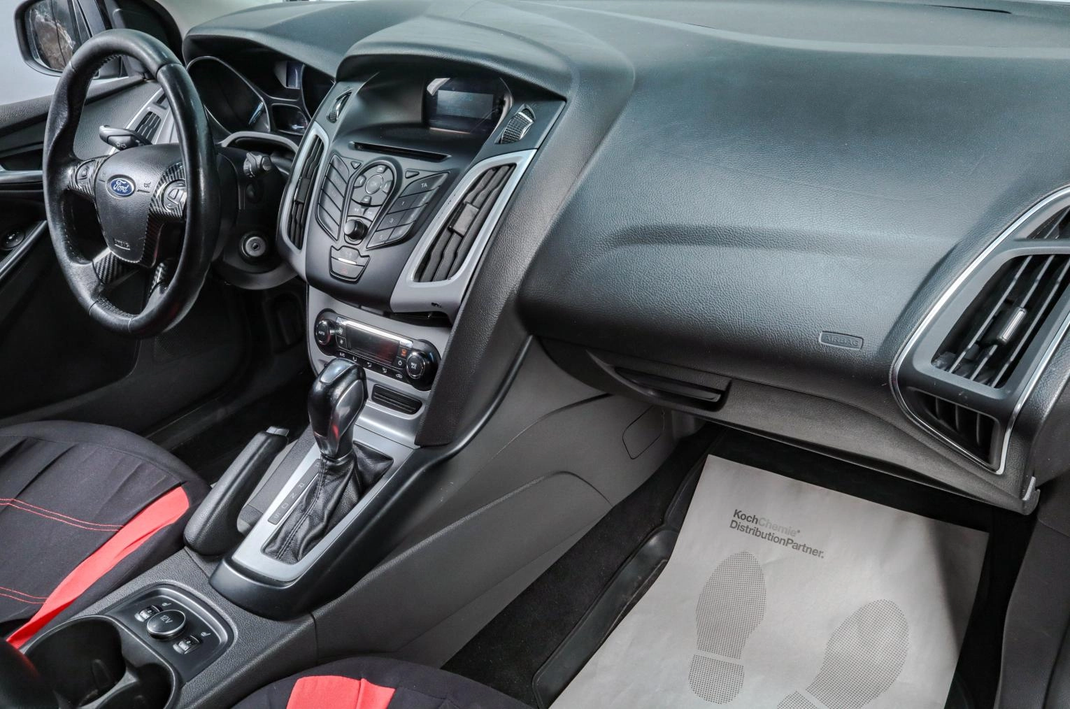 Ford Focus 25 из 28