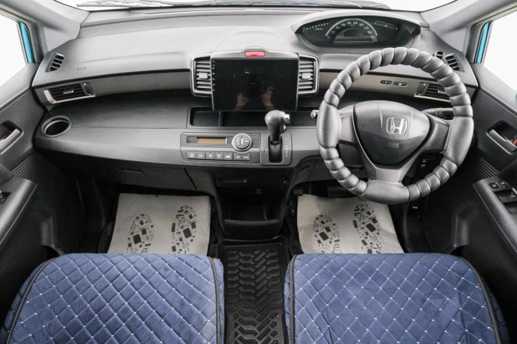 Honda Freed 10 из 22
