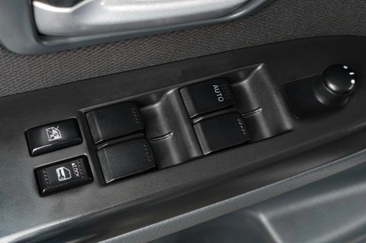 Suzuki SX4 16 из 16