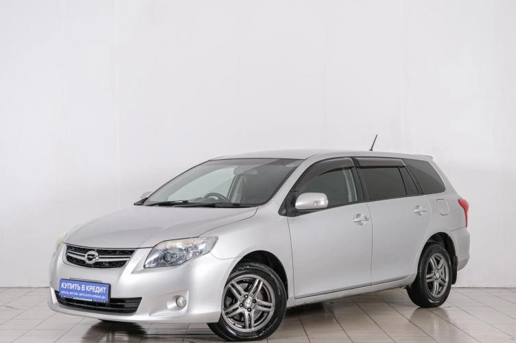 Toyota Corolla Fielder 3 из 6