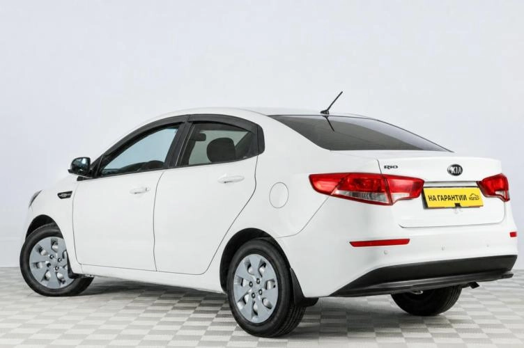 KIA Rio 4 из 6