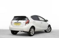 Toyota Aqua 4 из 24