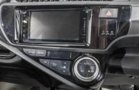 Toyota Aqua 18 из 24