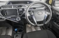 Toyota Aqua 16 из 24