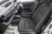 Toyota Aqua 21 из 24