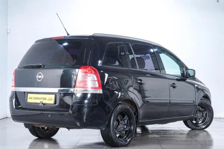 Opel Zafira 6 из 6