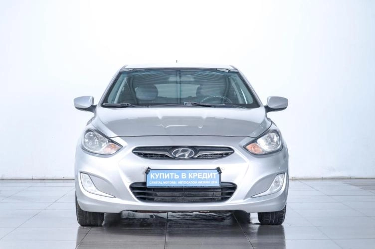 Hyundai Solaris 2 из 19