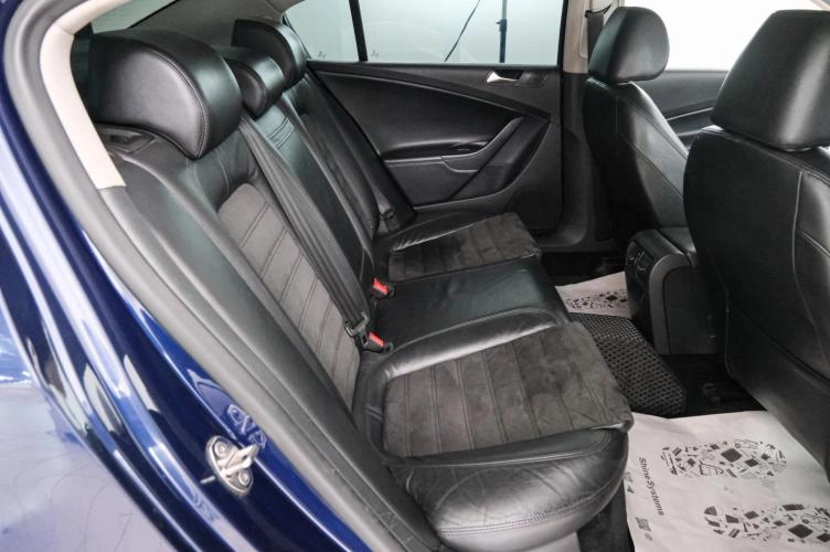 Volkswagen Passat 21 из 21