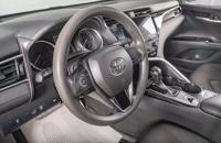 Toyota Camry 12 из 18