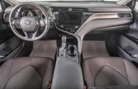 Toyota Camry 10 из 18