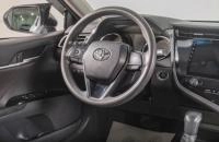 Toyota Camry 9 из 18