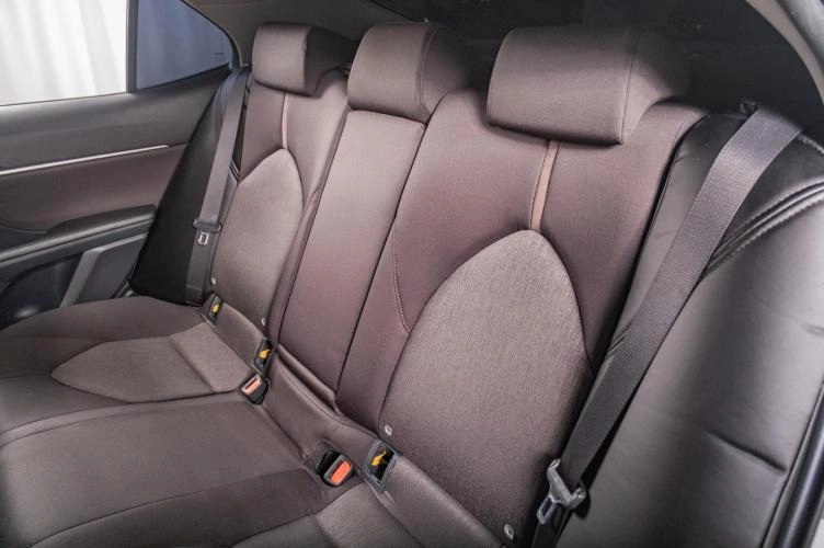 Toyota Camry 18 из 18