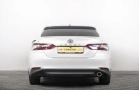 Toyota Camry 4 из 18