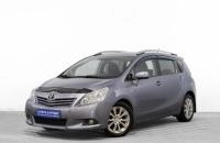 Toyota Verso 3 из 26