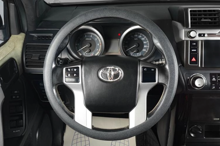 Toyota Land Cruiser Prado 13 из 19