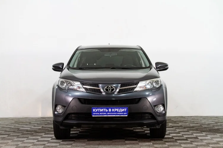 Toyota RAV4 2 из 6