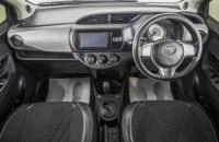 Toyota Vitz 9 из 23