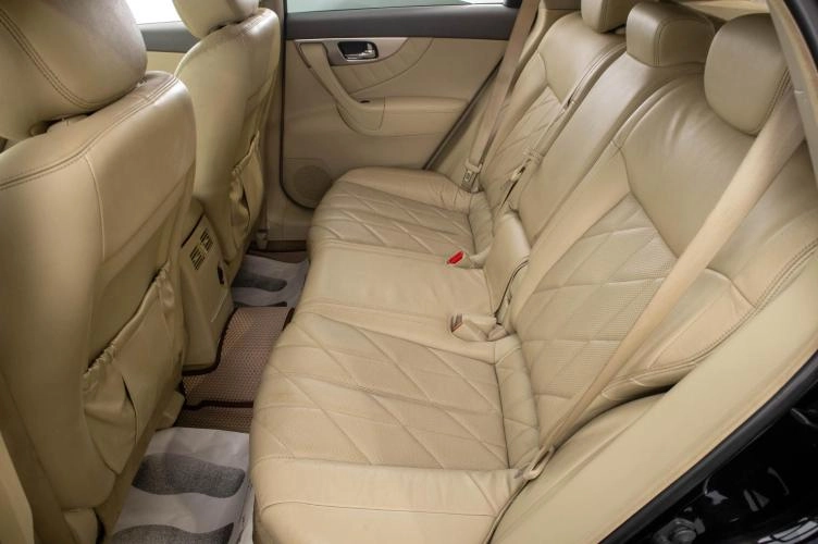 Infiniti FX35 27 из 32