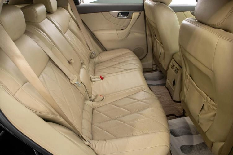 Infiniti FX35 28 из 32