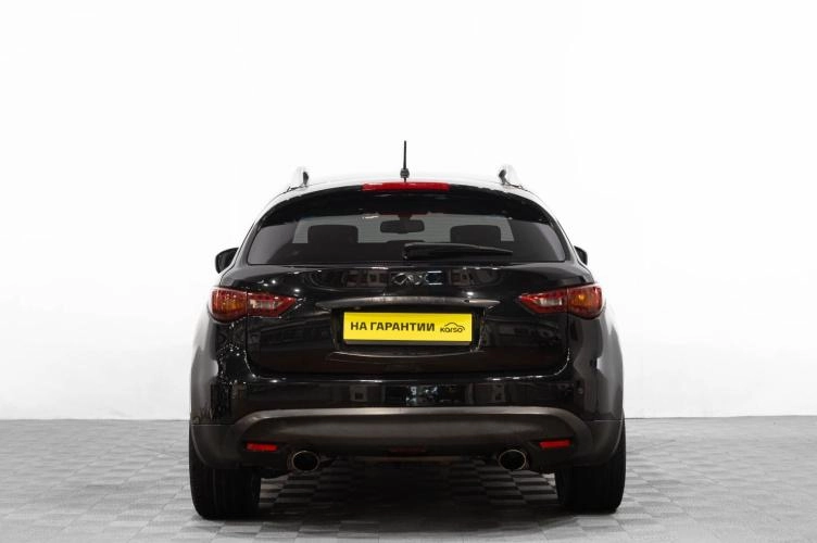 Infiniti FX35 5 из 32