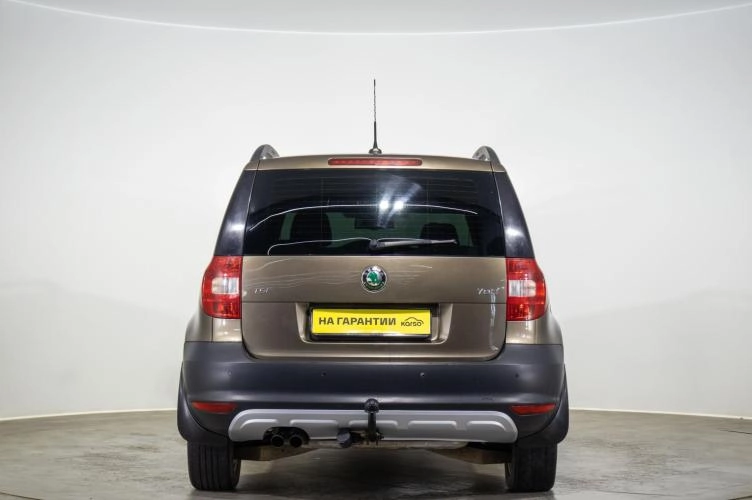 Skoda Yeti 5 из 6