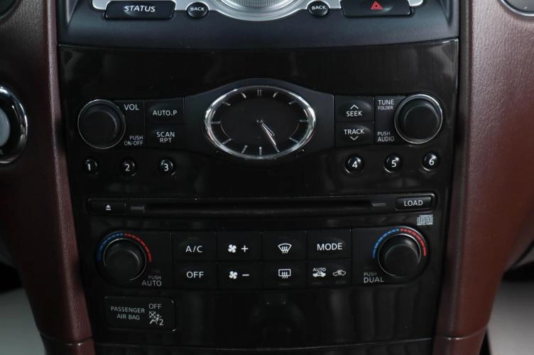 Infiniti EX35 16 из 23