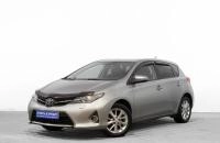 Toyota Auris 3 из 25