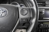 Toyota Auris 15 из 25