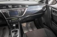 Toyota Auris 21 из 25