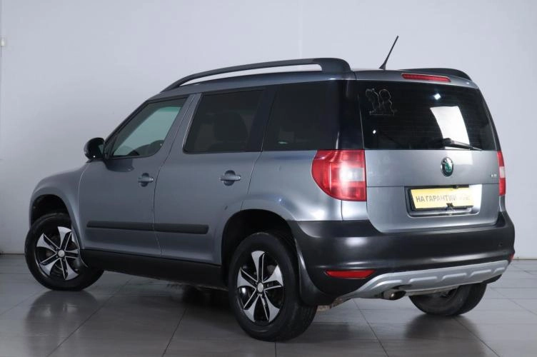 Skoda Yeti 4 из 16