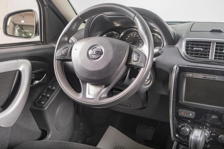 Nissan Terrano 9 из 16