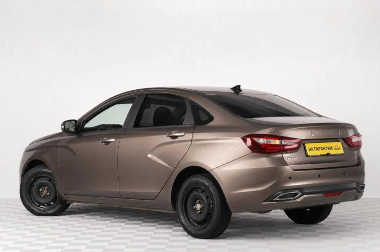 ВАЗ (LADA) Vesta 4 из 6