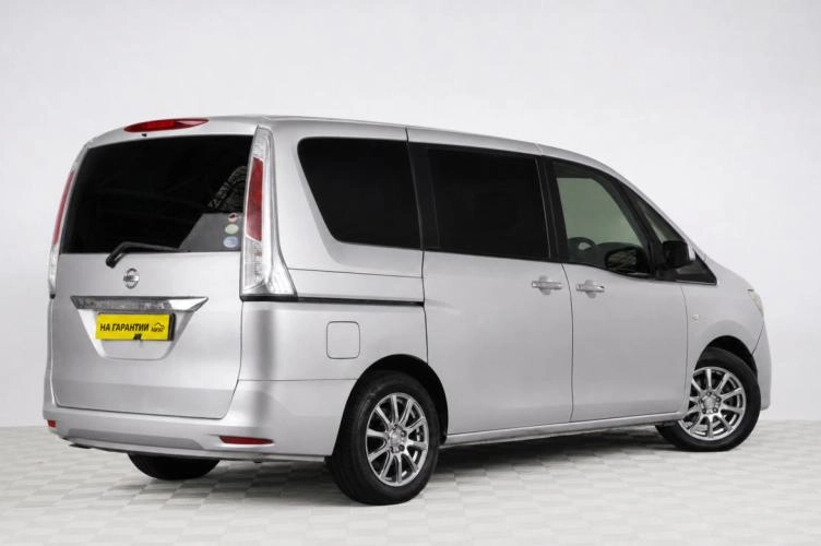 Nissan Serena 6 из 6