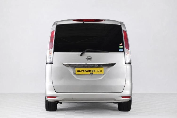 Nissan Serena 5 из 6