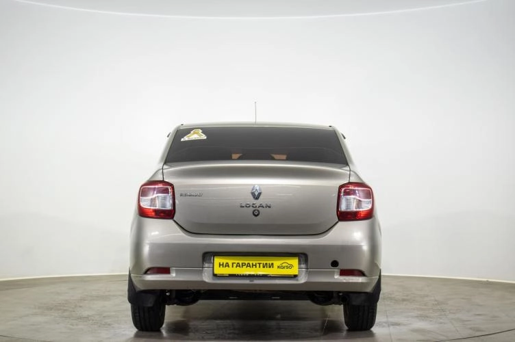 Renault Logan 5 из 6