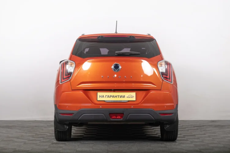 SsangYong Tivoli 4 из 6