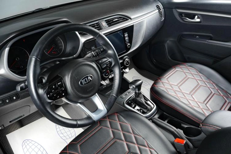 KIA Rio X 7 из 20