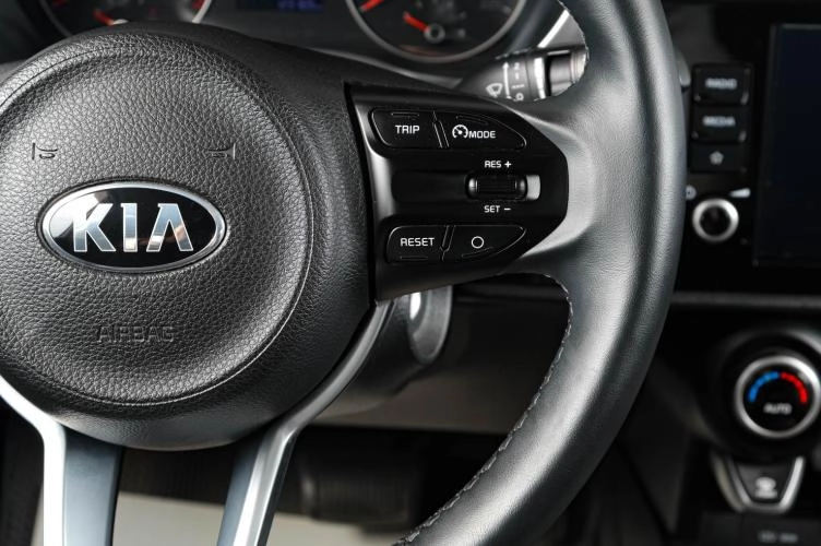 KIA Rio X 15 из 20