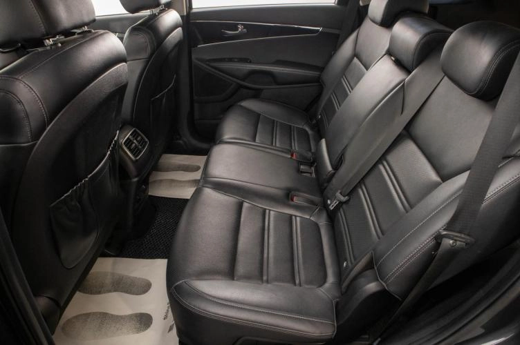 KIA Sorento 25 из 28