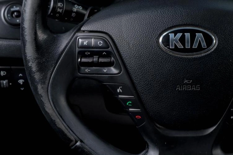 KIA cee'd 10 из 20