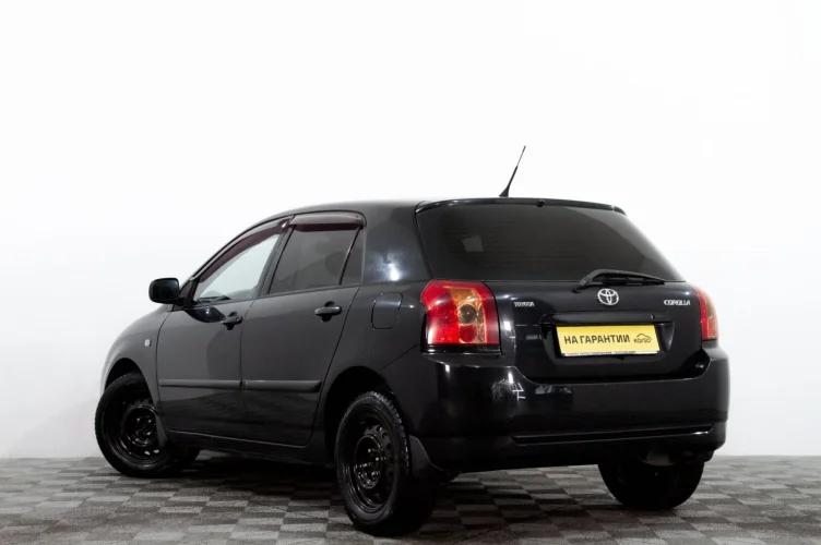 Toyota Corolla 6 из 6