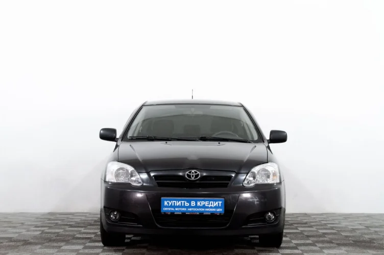 Toyota Corolla 2 из 6