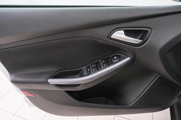 Ford Focus 21 из 24